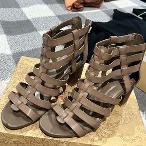 Good condition minor scuff